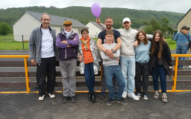 ILS SONT ARRIVES PREMIER !